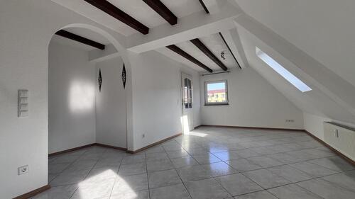 Foto - Großzügig und hell Wohnen - tolle Maisonettewohnung zu vermieten