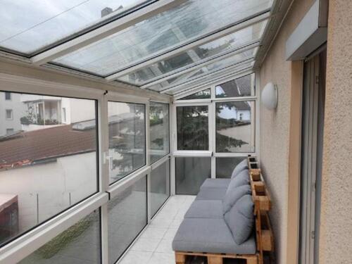 Foto - Helle Wohnung nahe HfG mit Wintergarten