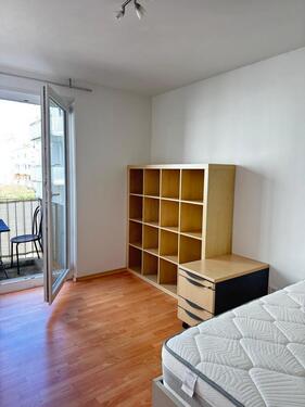 Foto - Unmöbliertes Studentenappartement stadt- und uninah mit TG-Stellplatz (5098_2.44)