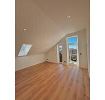 Lichtdurchflutete 2-Zimmer Wohnung in Störnstein