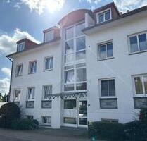 Top - Renovierte 2 Zi. Wohnung in Wesernähe - Bremen Blumenthal