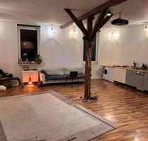 Heller großzügiger Altbau | Wohnen und Arbeiten - Burgstetten