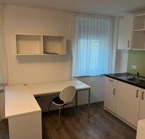 [Nur untervermieten] Einwohn Zimmer in Heilbronn Stadt Mitte