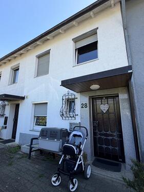 Foto - Reihenmittelhaus mit Garten & Anbau in Reutlingen Nähe Bosch