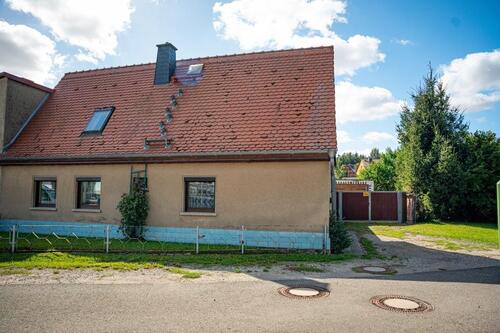 Foto - Einfamilienhaus mit Garten und Garage in ruhiger Lage Auerstedt
