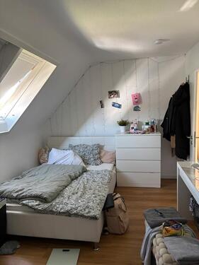 Foto - Voll möbliertes Zimmer zur Untermiete vom 01.12.25 - 28.02.27