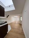 Foto - Helle 3-Raumwohnung im Dachgeschoss mit Einbauküche in zentraler Lage