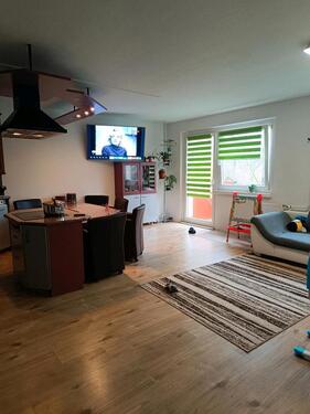 Foto - Geräumige 3-Zimmer-Wohnung mit Wohnküche zu vermieten