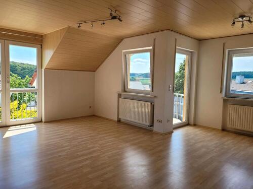 Foto - Etagenwohnung zur Miete in Höpfingen