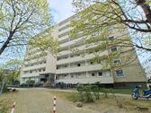 Foto - ETW am Schwarzen Berg: 3 Zimmer, saniertes Bad, Aufzug, 71 m²