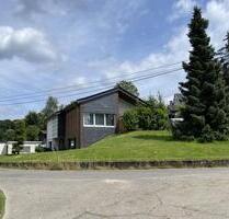 Idyllisches, modernisiertes 3- Raum-Einfamilienhaus mit geh. Innenausstattung in Bergisch Gladbach