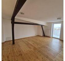 Helle 3-Zimmer-Wohnung mit Balkon und ruhigem Hofblick - Stralsund Langendorfer Berg