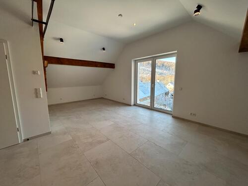 Foto - Erstbezug - Helle wunderschöne 3-Zimmer Dachgeschosswohnung