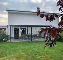 Architektonisch besonderes Einfamilienhaus - Sassenburg