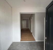 Exklusives 4 Zimmer Bungalow mit eigener Terrasse uns Stellplatz - Oer-Erkenschwick