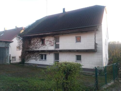 Foto - Altes Bauernhaus Sanierungsobjekt zu Verkaufen