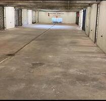 Tiefgaragenstellplatz im Polarweg zu Vermieten. Garage,Parkplatz. - Stapelfeld