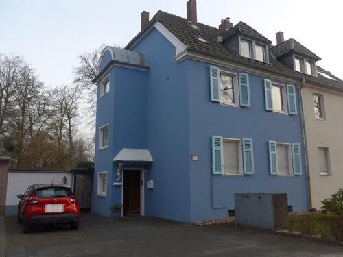 Foto - Doppelhaushälfte mit großem Garten in Düsseldorf-Reisholz