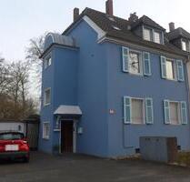 Doppelhaushälfte mit großem Garten in Düsseldorf-Reisholz