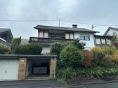Foto - Einfamilienhaus Mehrfamilien mit drei Wohneinheiten