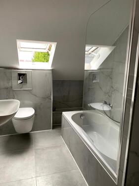 Foto - 4 Zimmer Dachgeschosswohnung - 750,00&nbsp;EUR Kaltmiete, ca.&nbsp; 82,00&nbsp;m&sup2;