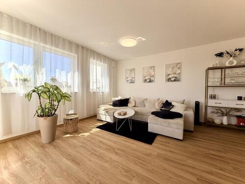 Foto - Wohnen mit Komfort: Moderne 3-Zimmer-Wohnung mit Süd-Balkon & Top-Ausstattung