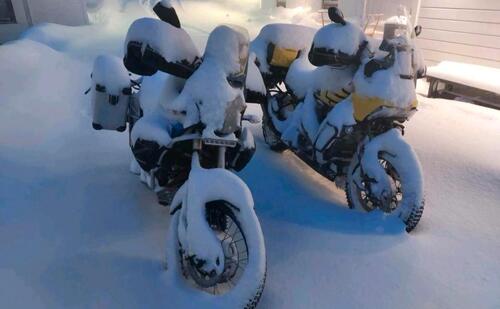 Foto - Biete Garagen Stellplatz für bis zu 4 Motorräder