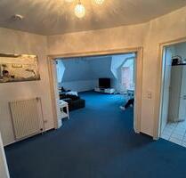 Gepflegte 3 Zimmer DG Wohnung - 820,00&nbsp;EUR Kaltmiete, ca.&nbsp; 85,00&nbsp;m&sup2; in Stadthagen (PLZ: 31655)