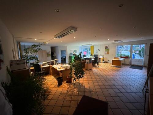 Foto - großzügige Bürofläche an der Osdorfer Landstraße