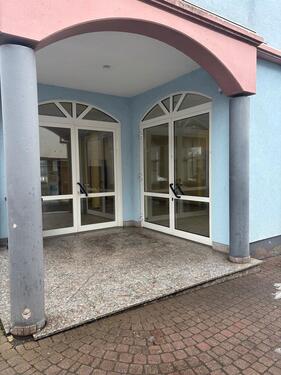 Foto - Ladenfläche oder baldige Wohnung mit Keller zu vermieten