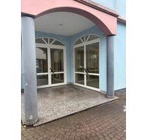 Ladenfläche oder baldige Wohnung mit Keller zu vermieten - Schotten