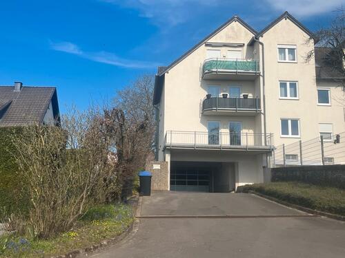 Foto - Garage TG sicher hell gut befahrbar gut belüftet