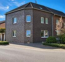 Charmantes Reiheneckhaus mit Potenzial in ruhiger Lage - Baesweiler