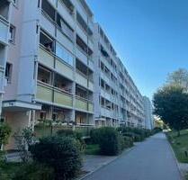 3 Raum-Wohnung in Dresden mit Balkon und Einbauküche