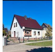 Einfamilienhaus mit Garten - 350.000,00&nbsp;EUR Kaufpreis, ca.&nbsp; 115,00&nbsp;m&sup2; in Sandersdorf-Brehna (PLZ: 06809) Roitzsch