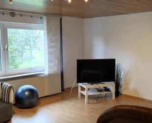 Großzügige 4-Zimmer-Wohnung mit Balkon - Hankensbüttel