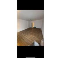 Renovierte 3- Zimmerwohnung mit großem Balkon im EG - Bielefeld Schildesche Renovierte 3- Zimmerwohnung mit großem Balkon im EG - Bielefeld Schildesche