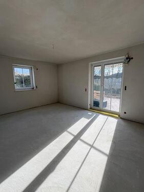 Foto - Helle Erdgeschosswohnung - Erstbezug nach Kernsanierung