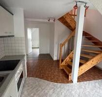 Schöne Dachgeschosswohnung - 400,00&nbsp;EUR Kaltmiete, ca.&nbsp; 67,00&nbsp;m&sup2; in Chemnitz (PLZ: 09126) Bernsdorf