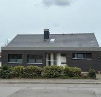 Haus zur Miete, sehr gut gelegene Immobilie mit hellen Räumen - Gummersbach