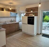 Kl. Reihenhaus 4 ZKB, komplett Renoviert, sofort Frei - Nordhorn