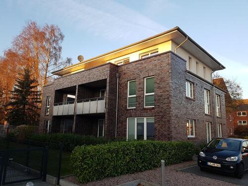 Foto - Neuwertige, barrierefreie 3-Zimmer-Wohnung mit Balkon und EBK