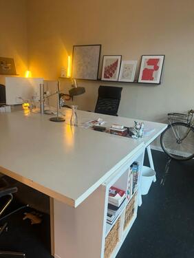 Foto - Büroarbeitsplatz in schönem Gemeinschaftsbüro frei!