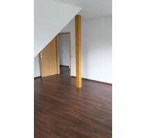 gemütliche 2-Zimmer-Wohnung im DG mit Balkon - Wurzbach