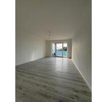 3-Zimmer-Wohnung, Balkon, Keller, Stellplatz, AKNS-Burgwedel - Hamburg Schnelsen