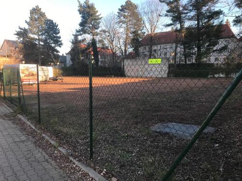 Foto - Stellplätze ab 30 Euro Stellplatz auch größere Flächen möglich