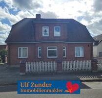 Mietwohnung (120 m²) 5 Zimmerwohnung, mit Garten und Doppelcarport - Wrestedt