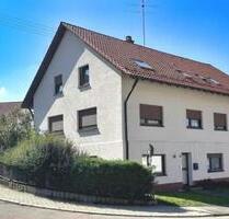 Mehrfamilienhaus zum Verkauf - 490.000,00&nbsp;EUR Kaufpreis, ca.&nbsp; 265,00&nbsp;m&sup2; in Gosheim (PLZ: 78559)