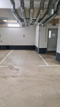 Foto - Tiefgarage Stellplatz parking Parkplatz Mitte Chausseestraße