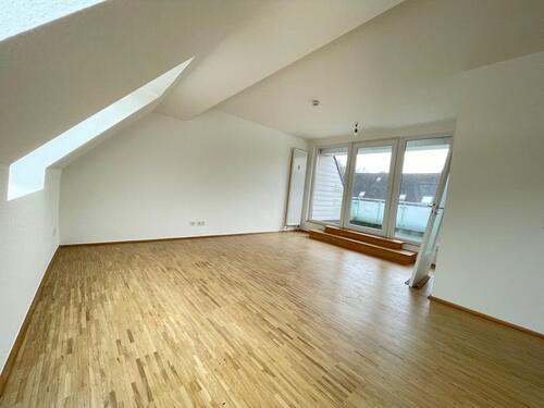 Foto - 3 Zimmer Dachgeschoßwohnung zur Miete in Essen